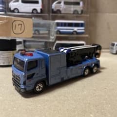 ⑰ カスタムトミカ 緊急車両 日野 プロフィア 大型レッカー車 - メルカリ