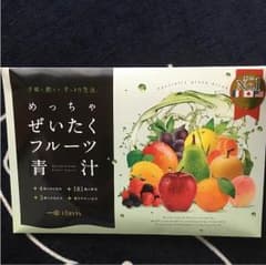 めっちゃぜいたくフルーツ青汁のサムネイル