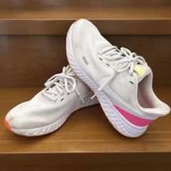 NIKE ランニングシューズ ホワイト ピンク25.0cmのサムネイル