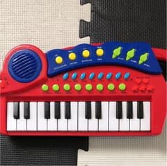 キーボード ピアノ オモチャのサムネイル