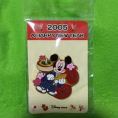 Disney 正月 羽子板 ピンバッジ ピンズ レトロ Disney Store 2005年 お正月 ピンバッジ - メルカリ