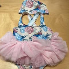 水着 女の子　80センチ⭐︎帽子付きのサムネイル