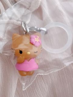 ハローキティ めじるしアクセサリー 日焼け キティ ギャル カプセルトイのサムネイル