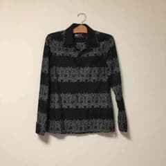 総柄シャツのサムネイル