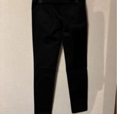 無印良品　ブラック スリムフィットパンツのサムネイル