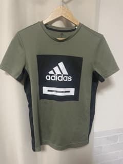 試着のみ✨adidas アディダス Tシャツ＊160センチ＊カーキのサムネイル