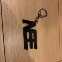 NEE キーホルダーのサムネイル
