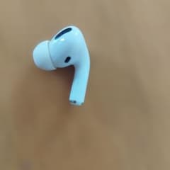 Apple AirPods Pro 本体 右耳 片耳 2083 - メルカリ