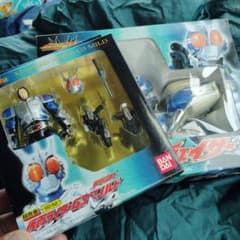 装着変身 超合金 仮面ライダー G3 & DXガードチェイサー - メルカリ