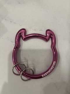 BABYMONSTER カラビナ ピンク ベビモンのサムネイル