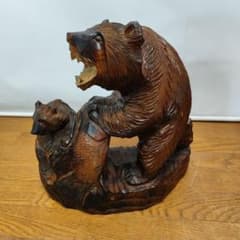 超特大　木彫り 熊 親子 鮭 木工芸品 置物 木彫り 熊 親子 鮭 置物 オブジェ - メルカリ
