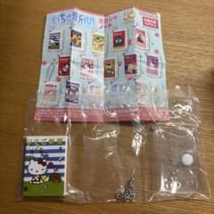 いちご新聞　ガチャガチャ　キティのサムネイル