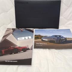 ポルシェ 911(992.2) カタログ 2024年9月版☆GTS☆ケース付 - メルカリ