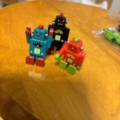 ミニチュアロボット　三個セットのサムネイル