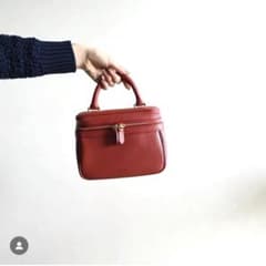 最終値下げ！ch!iiiバッグ　バニティ　伊勢丹限定　レッドのサムネイル