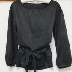 gu トップスのサムネイル