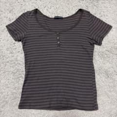Brandy Melville ボーダー ヘンリーネック 半袖 Tシャツのサムネイル