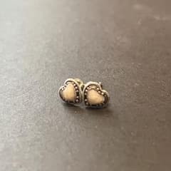 【新品未使用】ハートピアス レトロのサムネイル