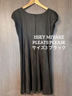 PLEATS PLEASE ブラック パフスリーブ チュニック ひざ丈 - メルカリ