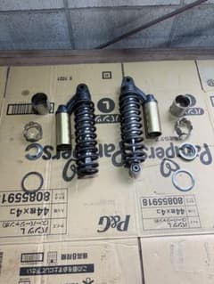 SHOWA サスペンション　ジャンクのサムネイル