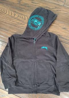 パーカー STUSSY  １１０センチのサムネイル
