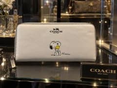 ■訳あり COACH × PEANUTS スヌーピー 長財布 ホワイトのサムネイル