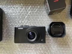 SIGMA DP1S コンパクトデジタルカメラ 本体のサムネイル