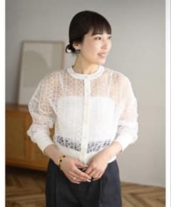 美品 トレフルプラスワン HANA カーディガン ホワイト 美品 トレフルプラスワン HANA カーディガン ホワイト - メルカリ
