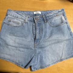 FOREVER 21 デニムショートパンツ ライトブルー JP76のサムネイル