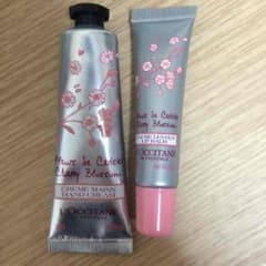 L'OCCITANE ハンドクリーム、リップのサムネイル