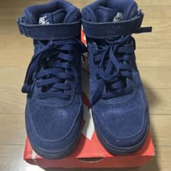 NIKE ナイキ スニーカーのサムネイル