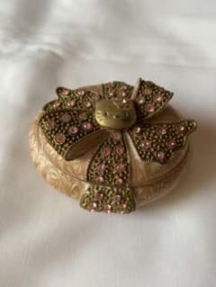 ☆超レア☆ ハローキティ リボン型陶器ピンクストーン付小物入れ