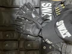 swat コスプレのサムネイル