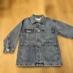 値下【新品未使用】ZARA デニムジャケット 120のサムネイル