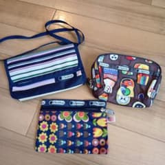 LeSportsac ネイビー ショルダーウォレット　ポーチ 3点セットのサムネイル