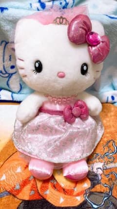 ハローキティ ぬいぐるみのサムネイル