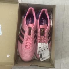 adidas GAZELLE INDOOR ピンク 26.5cmのサムネイル