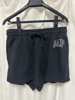 GAP スウェットショートパンツ ブラックのサムネイル