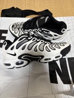 Nike Air Max Plus ホワイト/ブラックのサムネイル