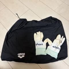 アリーナのトップレーシング用フィッティングラップ＆アシックス手袋のサムネイル