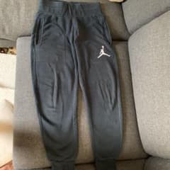 ナイキ　ジョーダン　スウェット