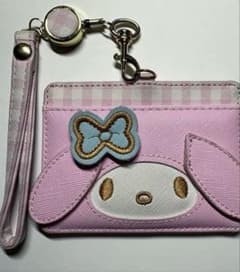 サンリオ sanrio マイメロディ パスケース 定期入れ リールケースのサムネイル