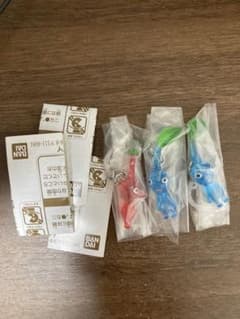 ピクミンめじるしアクセサリー2　3点セット　ガチャガチャのサムネイル