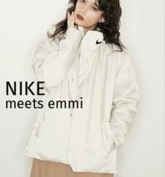 新品 NIKE meets emmi 中綿ジャケット・アウター ナイキ M - メルカリ