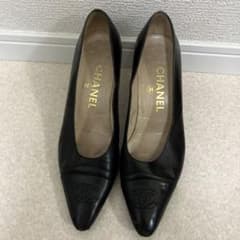 CHANEL ブラックレザー ハイヒールのサムネイル