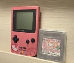 限定版ハローキティ GAME BOY Pocket ピンク 本体 ＋ソフト付きのサムネイル