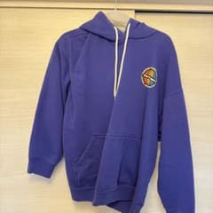 【極美品/赤字売り切り価格】パラグラフ地球儀 ビッグロゴパーカーパープル フリーのサムネイル