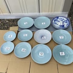 中古セトモノ、丸青地、柄物大皿、中皿各種 中古セトモノ、丸青地、柄物大皿、中皿各種 - メルカリ