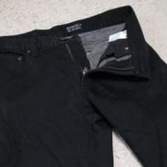 ユニクロ黒デニムパンツ　ヒートテックのサムネイル