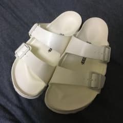 ビルケンシュトック サンダルのサムネイル